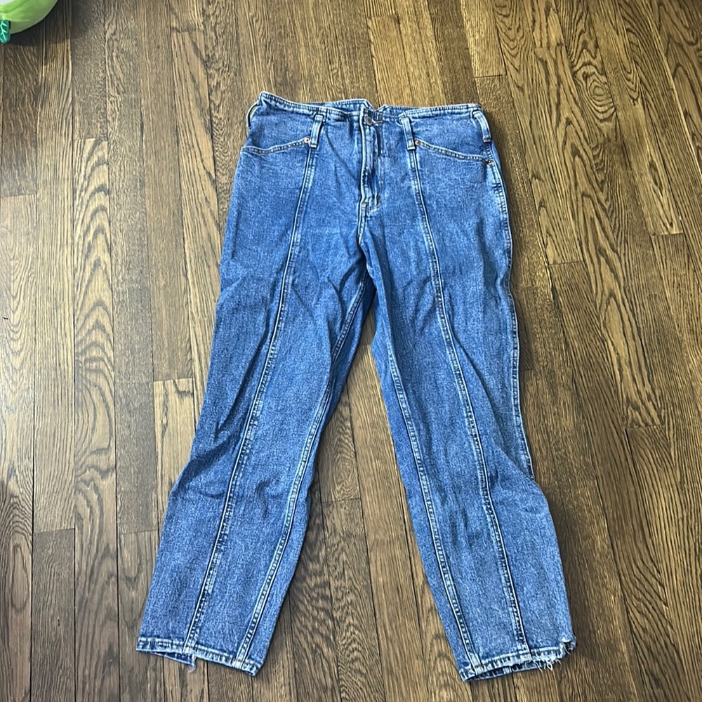 Abercrombie and fitch blue jeans
